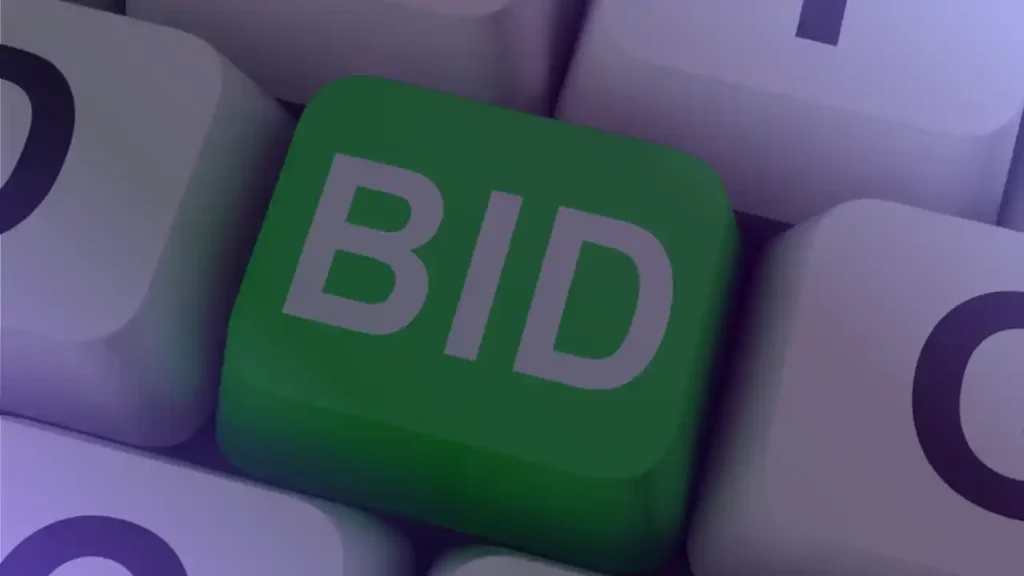 Bid and ask price quote screen showing spread and liquidity concepts for trading education.